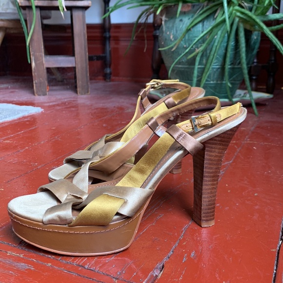 Nine West strappy high heels. - Picture 4 of 7
